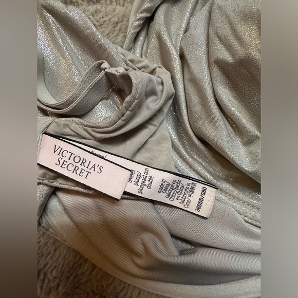 36DDD silver gray sparkle unlined Victoria’s Secret bra - Picture 3 of 4